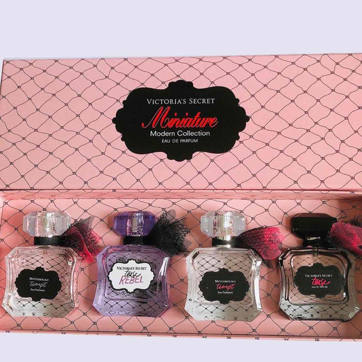 Victoria's Secret Modern Collection - Top view